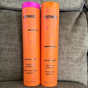 amika Normcore Shampoo & Conditioner Set - Bright Orange with Pink Cap